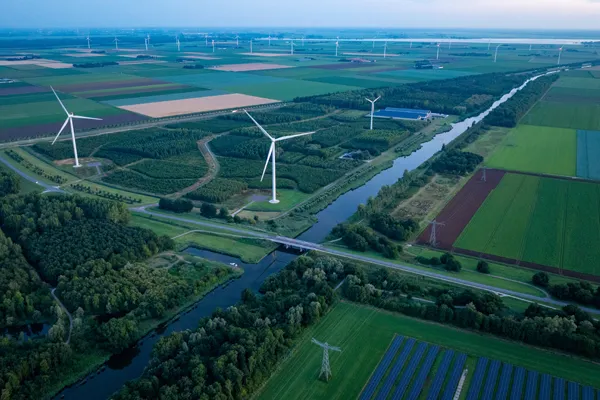 The electricity utility Elektrizitätswerke Schönau Netze GmbH (EWS), based in Germany