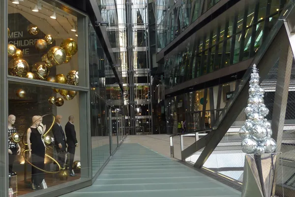 Shopping at One Exchange