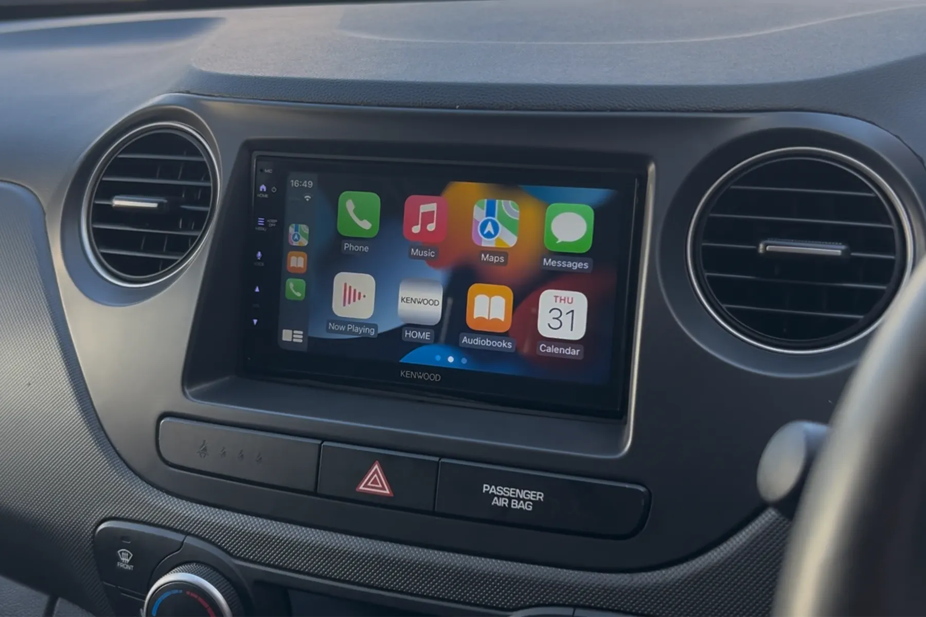 Hyundai i10 DMX5023DABS Wired Apple CarPlay