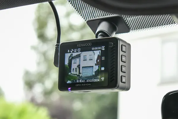 DRV-A510W 2-inch LCD colour screen
