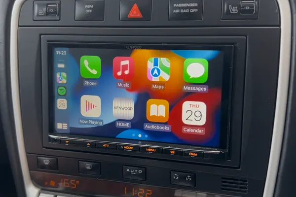 Uplands Car Radios install