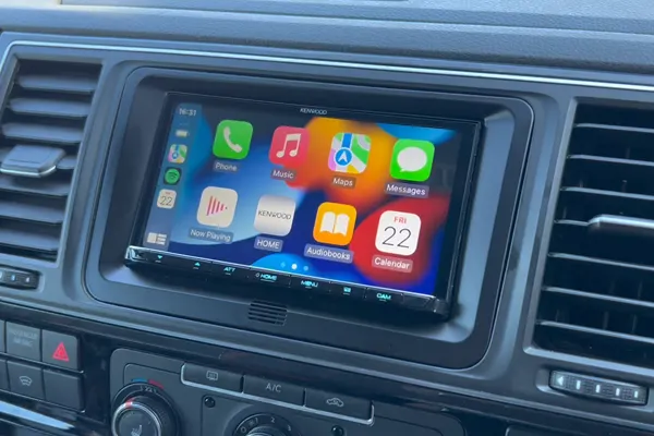 DMX8021DABS installation picture VW T5